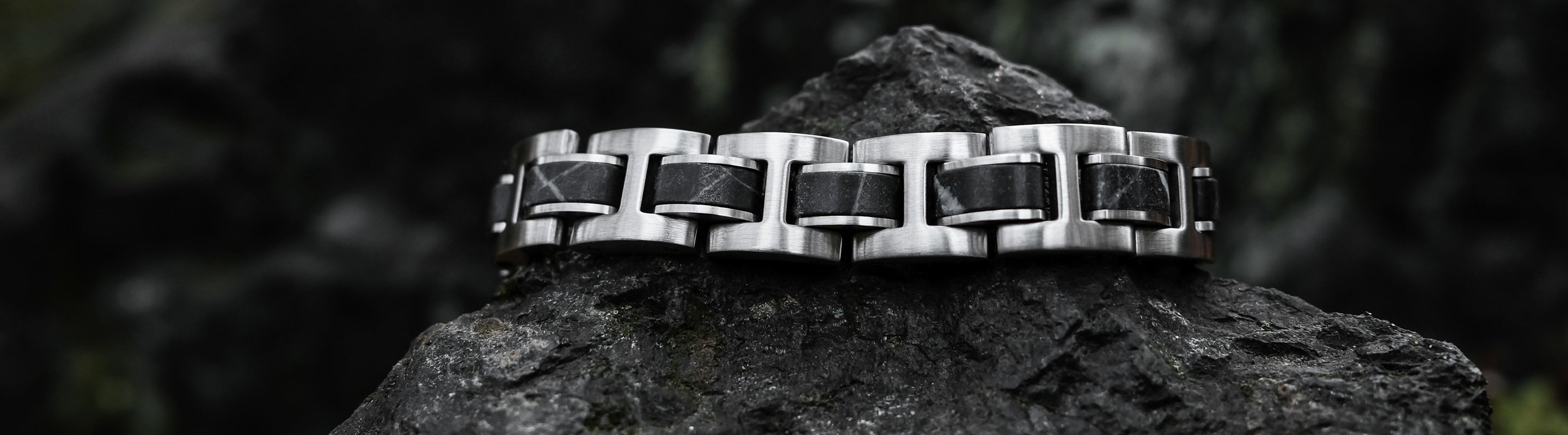 Bandlets mit Stein