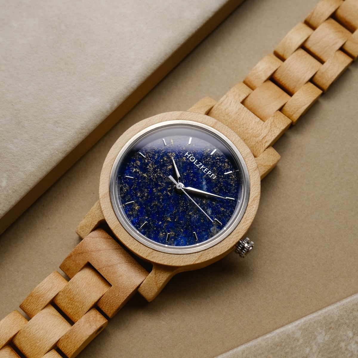 Orologio in legno "Water" con un cofanetto acero e lapis lazuli-ispirazione viso design.
