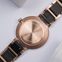 Orologio da polso "The Fearless" con disegno in piuma d'acero e pavone, che mostra uno stile unico ed elegante.