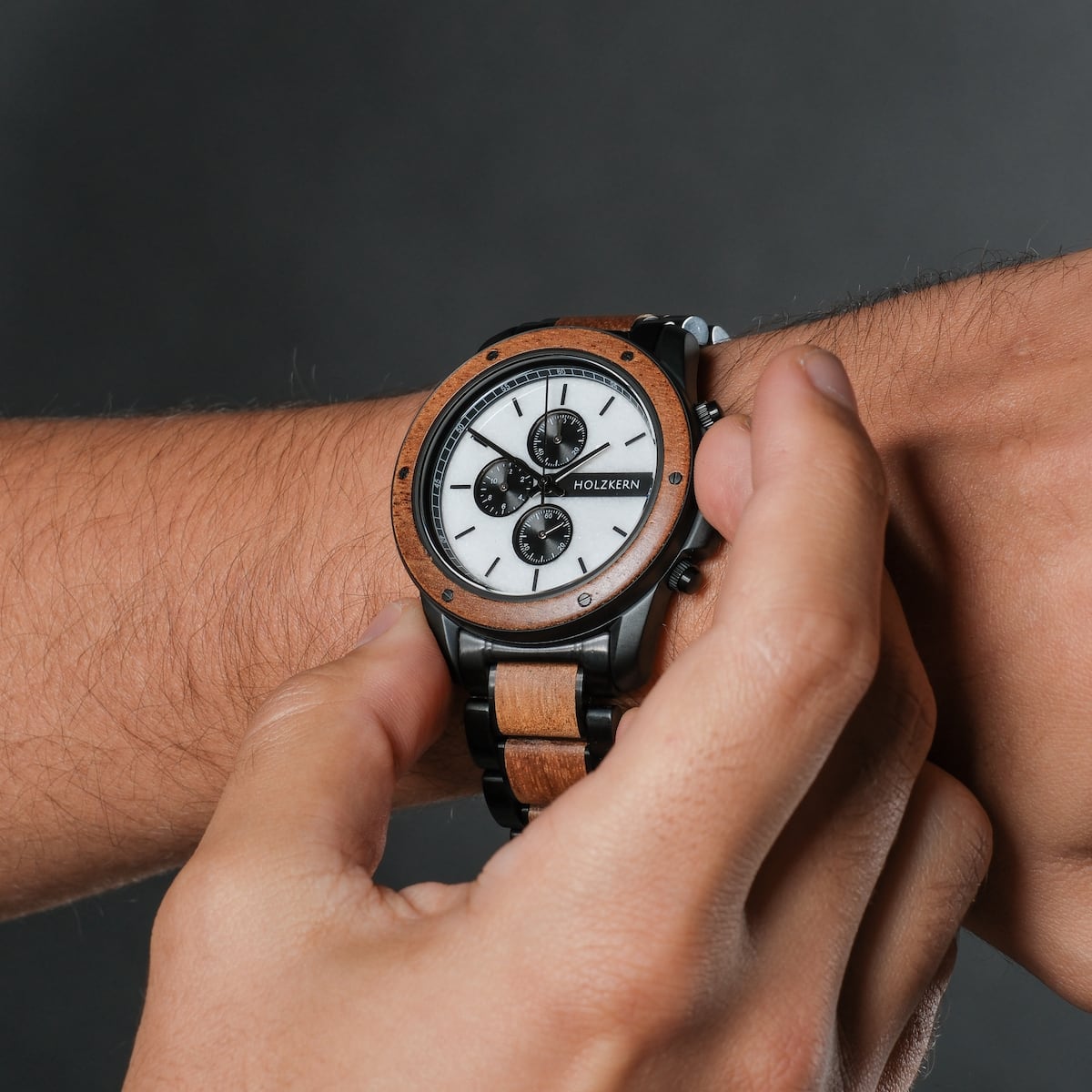"Lancelot" watch featuring a teak and marble design, showcasing a stylish and modern aesthetic.