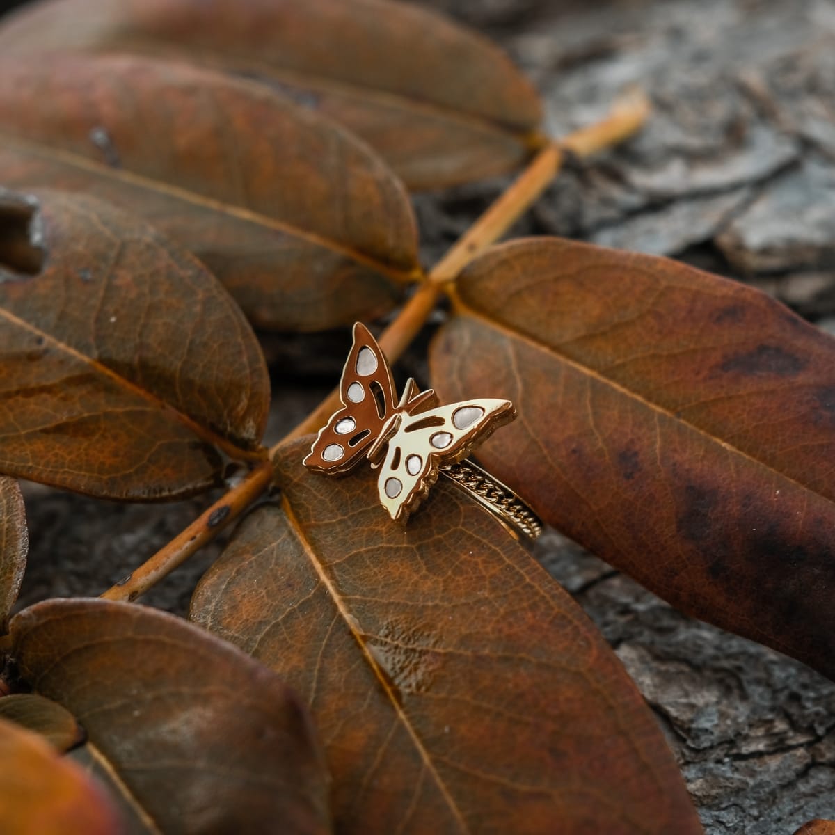 Fritillary Ring (Materassino Bianco/Oro)