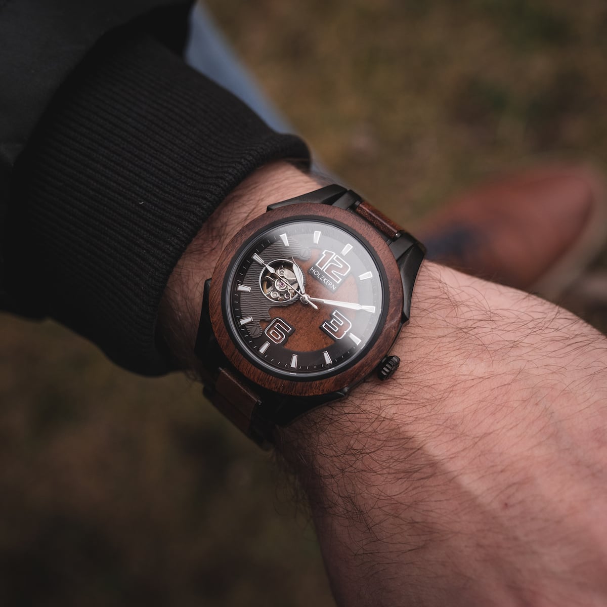 "Albert watch, crafted in acacia wood, featuring a bold, natural aesthetic."