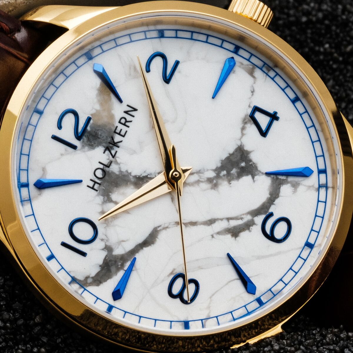 Primetime (Howlite/Oro)