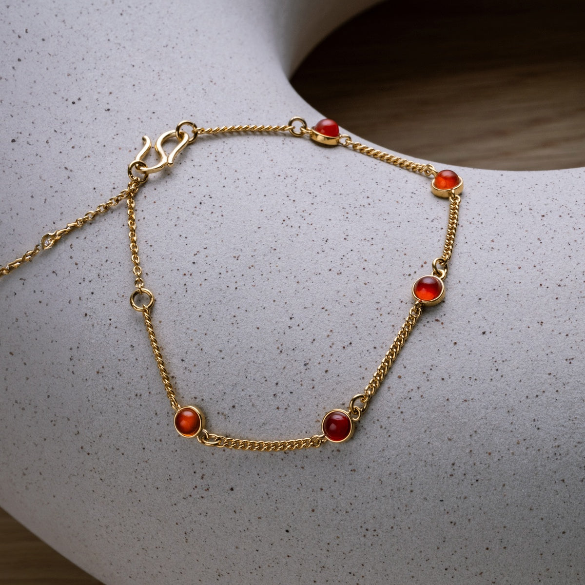 Bracciale Dewdrops (Calcedonio/Oro)