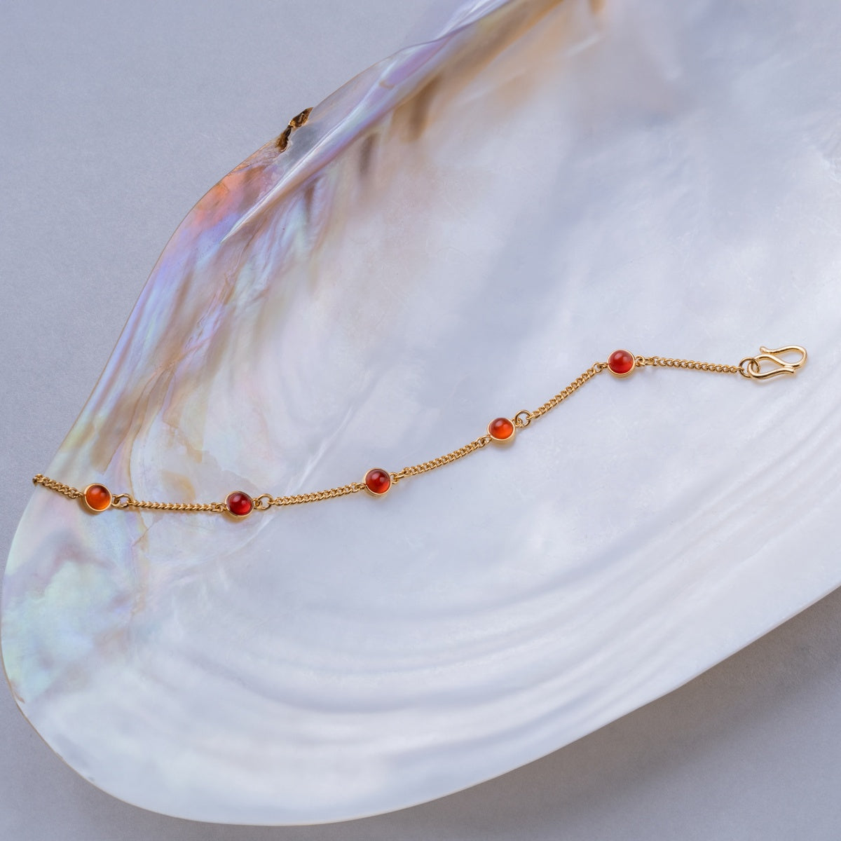 Bracciale Dewdrops (Calcedonio/Oro)