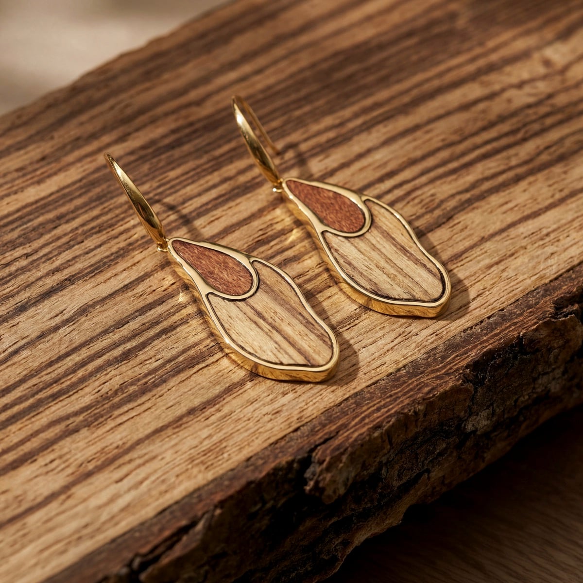 Sequoia Ohrringe (Zebrano/Gold) II