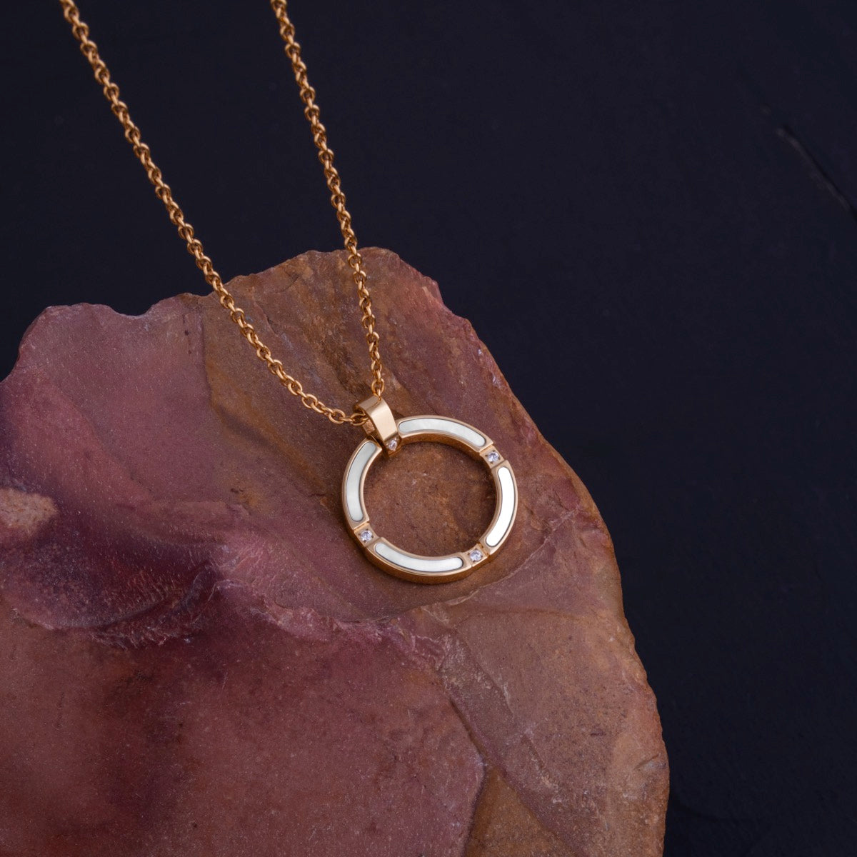 Campania Halskette (Perlmutt/Gold)