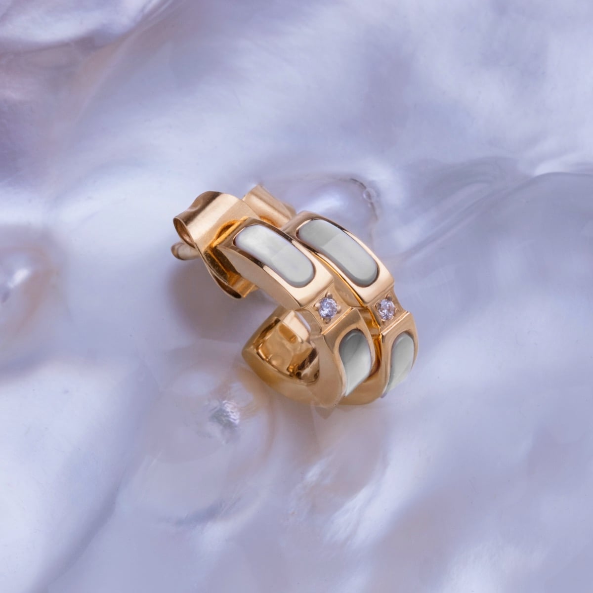 Campania Ohrringe (Perlmutt/Gold)