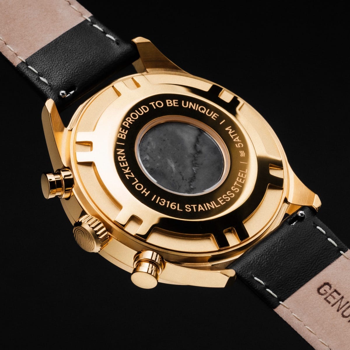 Existential (Marmor/Gold)