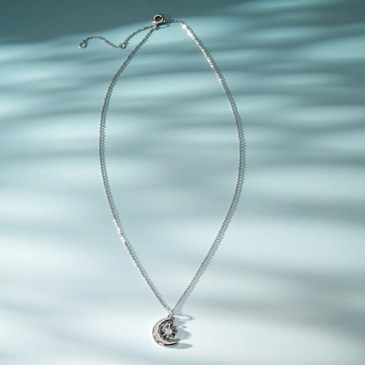 Newmoon Halskette (Labradorit/Silber)