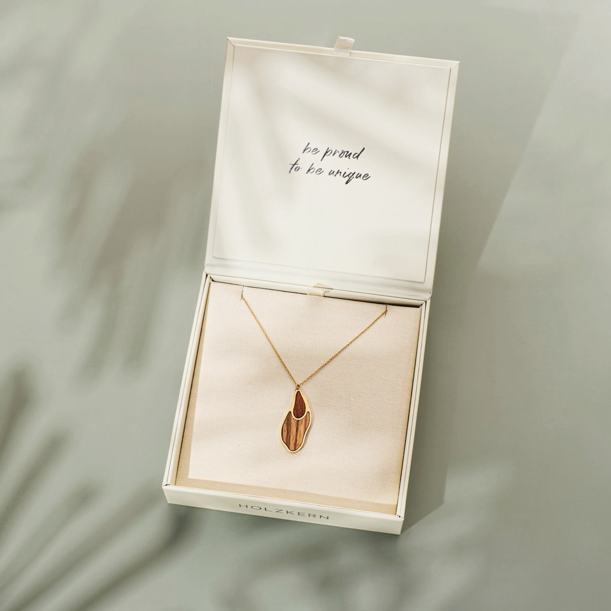 Sequoia Halskette (Zebrano/Gold)