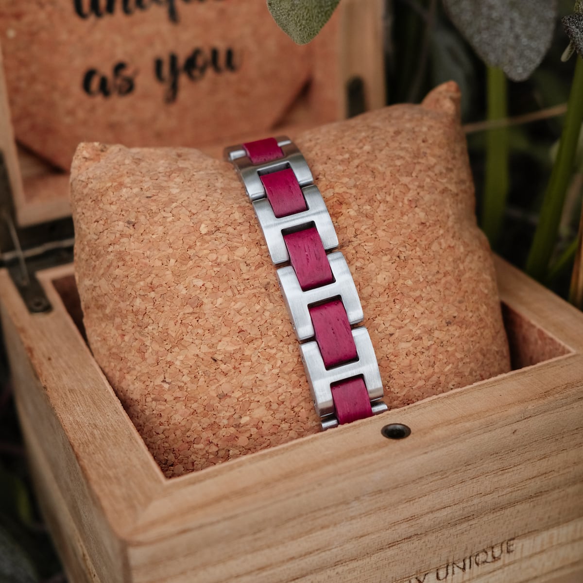 "Acoustic" bracelet featuring amaranth and silver accents in a stylish wooden box.