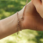 "Bracelet strumento di fissaggio", un oro rosa bracciale strumento di fissaggio, vetri stile elegante e design pratico.
