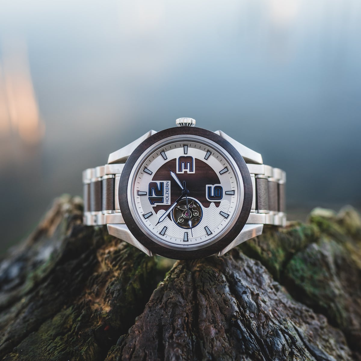 "Will" orologio, con un elegante design Leadwood con un accento metallico sofisticato.